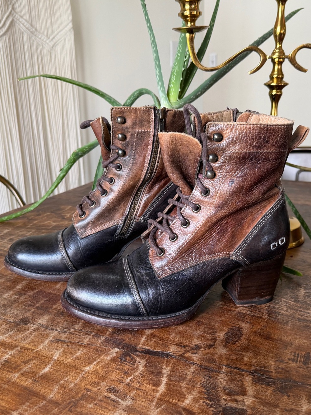 Bed Stu Judgement Two-Tone Brown/Black Leather Lace-Up Heeled Boots 9 - Picture 9 of 15